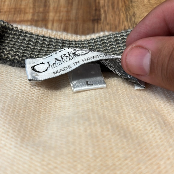 Vtg Clark Gregory Gold Sweater Banded Beige  Long Sleeve Mens Large V-neck (3) - Picture 5 of 5